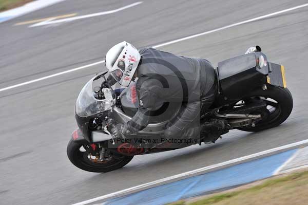 Motorcycle action photographs;Trackday digital images;donington;donington park leicestershire;donington photographs;event digital images;eventdigitalimages;no limits trackday;peter wileman photography;trackday;trackday photos