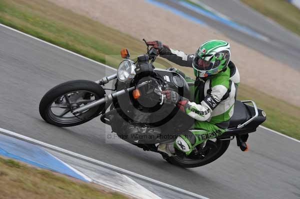 Motorcycle action photographs;Trackday digital images;donington;donington park leicestershire;donington photographs;event digital images;eventdigitalimages;no limits trackday;peter wileman photography;trackday;trackday photos