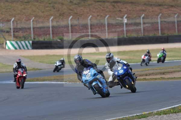 Motorcycle action photographs;Trackday digital images;donington;donington park leicestershire;donington photographs;event digital images;eventdigitalimages;no limits trackday;peter wileman photography;trackday;trackday photos