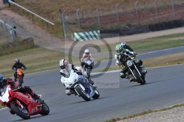 Motorcycle action photographs;Trackday digital images;donington;donington park leicestershire;donington photographs;event digital images;eventdigitalimages;no limits trackday;peter wileman photography;trackday;trackday photos