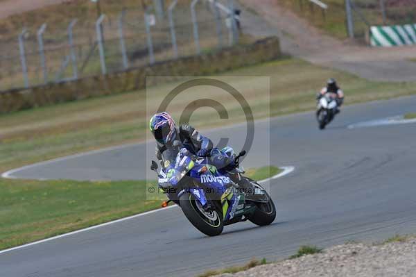 Motorcycle action photographs;Trackday digital images;donington;donington park leicestershire;donington photographs;event digital images;eventdigitalimages;no limits trackday;peter wileman photography;trackday;trackday photos