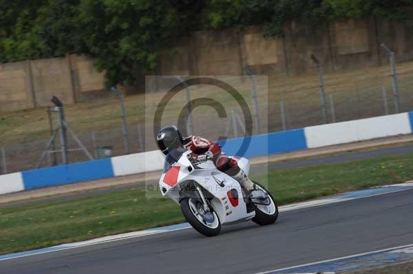 Motorcycle action photographs;Trackday digital images;donington;donington park leicestershire;donington photographs;event digital images;eventdigitalimages;no limits trackday;peter wileman photography;trackday;trackday photos