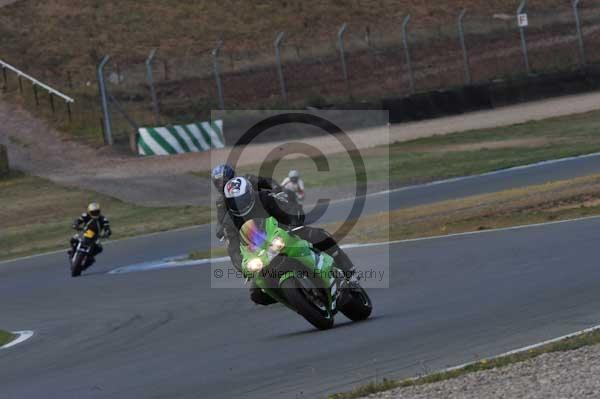 Motorcycle action photographs;Trackday digital images;donington;donington park leicestershire;donington photographs;event digital images;eventdigitalimages;no limits trackday;peter wileman photography;trackday;trackday photos