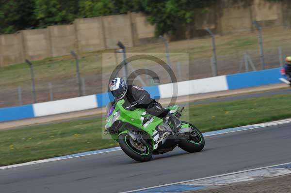 Motorcycle action photographs;Trackday digital images;donington;donington park leicestershire;donington photographs;event digital images;eventdigitalimages;no limits trackday;peter wileman photography;trackday;trackday photos