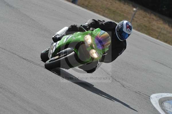 Motorcycle action photographs;Trackday digital images;donington;donington park leicestershire;donington photographs;event digital images;eventdigitalimages;no limits trackday;peter wileman photography;trackday;trackday photos