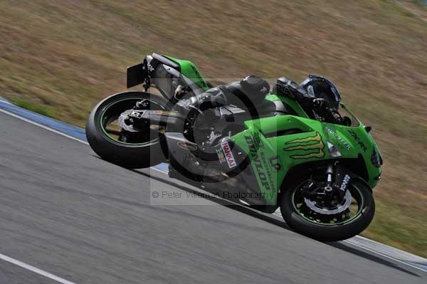 Motorcycle action photographs;Trackday digital images;donington;donington park leicestershire;donington photographs;event digital images;eventdigitalimages;no limits trackday;peter wileman photography;trackday;trackday photos