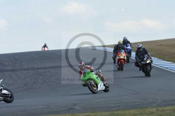 Motorcycle action photographs;Trackday digital images;donington;donington park leicestershire;donington photographs;event digital images;eventdigitalimages;no limits trackday;peter wileman photography;trackday;trackday photos