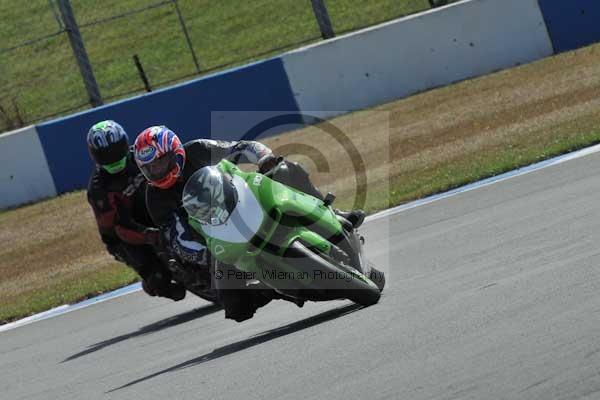 Motorcycle action photographs;Trackday digital images;donington;donington park leicestershire;donington photographs;event digital images;eventdigitalimages;no limits trackday;peter wileman photography;trackday;trackday photos