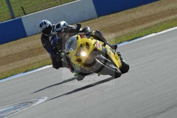 Motorcycle action photographs;Trackday digital images;donington;donington park leicestershire;donington photographs;event digital images;eventdigitalimages;no limits trackday;peter wileman photography;trackday;trackday photos