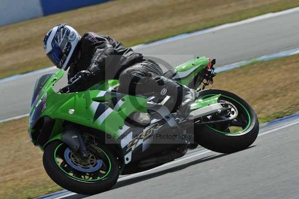 Motorcycle action photographs;Trackday digital images;donington;donington park leicestershire;donington photographs;event digital images;eventdigitalimages;no limits trackday;peter wileman photography;trackday;trackday photos