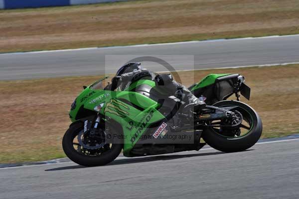 Motorcycle action photographs;Trackday digital images;donington;donington park leicestershire;donington photographs;event digital images;eventdigitalimages;no limits trackday;peter wileman photography;trackday;trackday photos