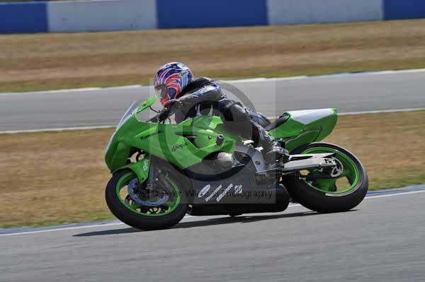 Motorcycle action photographs;Trackday digital images;donington;donington park leicestershire;donington photographs;event digital images;eventdigitalimages;no limits trackday;peter wileman photography;trackday;trackday photos