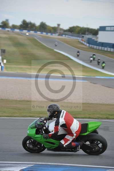 Motorcycle action photographs;Trackday digital images;donington;donington park leicestershire;donington photographs;event digital images;eventdigitalimages;no limits trackday;peter wileman photography;trackday;trackday photos