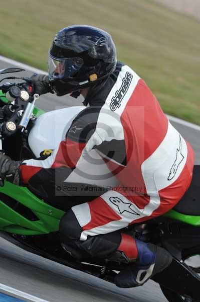 Motorcycle action photographs;Trackday digital images;donington;donington park leicestershire;donington photographs;event digital images;eventdigitalimages;no limits trackday;peter wileman photography;trackday;trackday photos