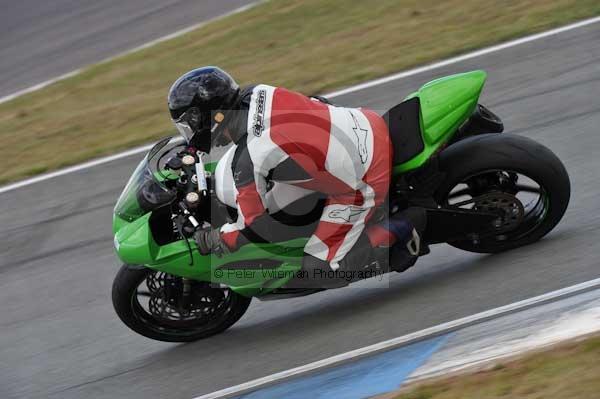 Motorcycle action photographs;Trackday digital images;donington;donington park leicestershire;donington photographs;event digital images;eventdigitalimages;no limits trackday;peter wileman photography;trackday;trackday photos