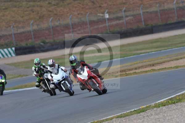 Motorcycle action photographs;Trackday digital images;donington;donington park leicestershire;donington photographs;event digital images;eventdigitalimages;no limits trackday;peter wileman photography;trackday;trackday photos