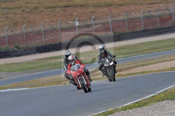 Motorcycle action photographs;Trackday digital images;donington;donington park leicestershire;donington photographs;event digital images;eventdigitalimages;no limits trackday;peter wileman photography;trackday;trackday photos