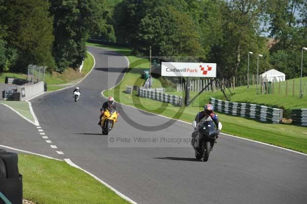 Motorcycle action photographs;Trackday digital images;cadwell;cadwell park photographs;event digital images;eventdigitalimages;motor racing louth lincolnshire;no limits trackday;peter wileman photography;trackday;trackday photos