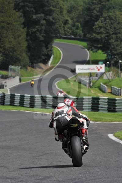 Motorcycle action photographs;Trackday digital images;cadwell;cadwell park photographs;event digital images;eventdigitalimages;motor racing louth lincolnshire;no limits trackday;peter wileman photography;trackday;trackday photos