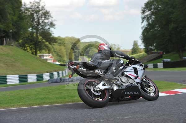 Motorcycle action photographs;Trackday digital images;cadwell;cadwell park photographs;event digital images;eventdigitalimages;motor racing louth lincolnshire;no limits trackday;peter wileman photography;trackday;trackday photos