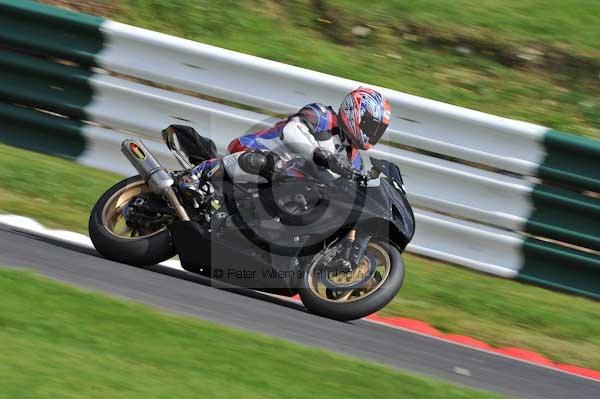 Motorcycle action photographs;Trackday digital images;cadwell;cadwell park photographs;event digital images;eventdigitalimages;motor racing louth lincolnshire;no limits trackday;peter wileman photography;trackday;trackday photos