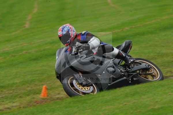 Motorcycle action photographs;Trackday digital images;cadwell;cadwell park photographs;event digital images;eventdigitalimages;motor racing louth lincolnshire;no limits trackday;peter wileman photography;trackday;trackday photos