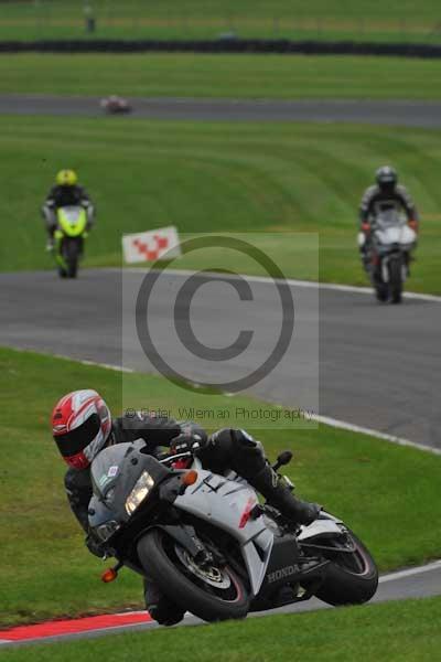 Motorcycle action photographs;Trackday digital images;cadwell;cadwell park photographs;event digital images;eventdigitalimages;motor racing louth lincolnshire;no limits trackday;peter wileman photography;trackday;trackday photos