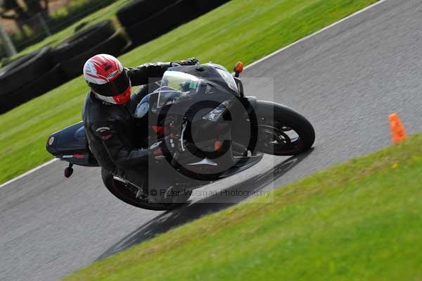 Motorcycle action photographs;Trackday digital images;cadwell;cadwell park photographs;event digital images;eventdigitalimages;motor racing louth lincolnshire;no limits trackday;peter wileman photography;trackday;trackday photos