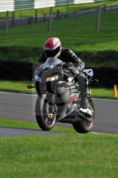 Motorcycle action photographs;Trackday digital images;cadwell;cadwell park photographs;event digital images;eventdigitalimages;motor racing louth lincolnshire;no limits trackday;peter wileman photography;trackday;trackday photos