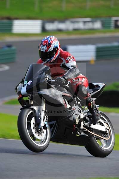 Motorcycle action photographs;Trackday digital images;cadwell;cadwell park photographs;event digital images;eventdigitalimages;motor racing louth lincolnshire;no limits trackday;peter wileman photography;trackday;trackday photos