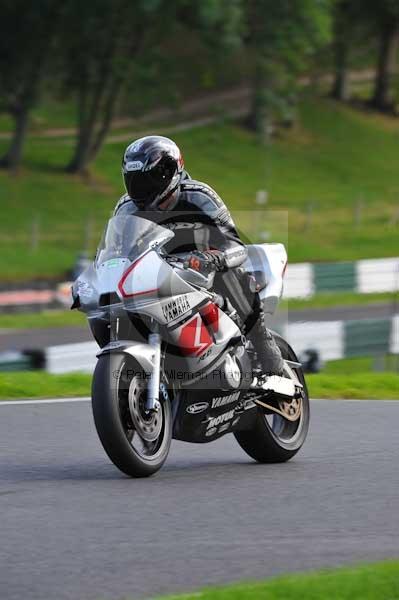 Motorcycle action photographs;Trackday digital images;cadwell;cadwell park photographs;event digital images;eventdigitalimages;motor racing louth lincolnshire;no limits trackday;peter wileman photography;trackday;trackday photos