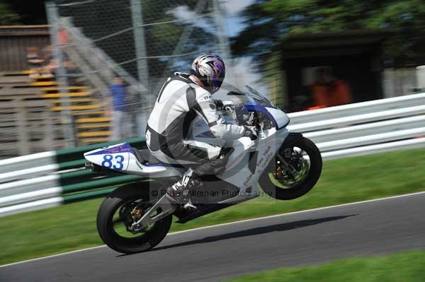 Motorcycle action photographs;Trackday digital images;cadwell;cadwell park photographs;event digital images;eventdigitalimages;motor racing louth lincolnshire;no limits trackday;peter wileman photography;trackday;trackday photos