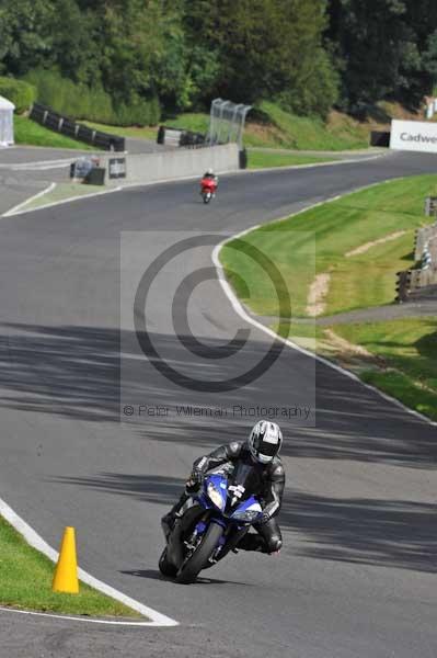 Motorcycle action photographs;Trackday digital images;cadwell;cadwell park photographs;event digital images;eventdigitalimages;motor racing louth lincolnshire;no limits trackday;peter wileman photography;trackday;trackday photos