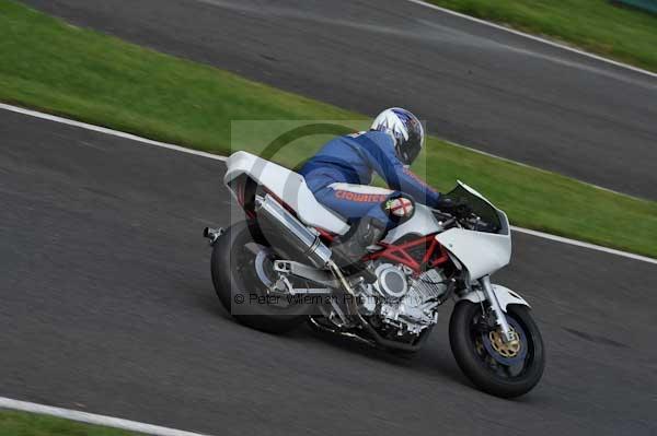 Motorcycle action photographs;Trackday digital images;cadwell;cadwell park photographs;event digital images;eventdigitalimages;motor racing louth lincolnshire;no limits trackday;peter wileman photography;trackday;trackday photos