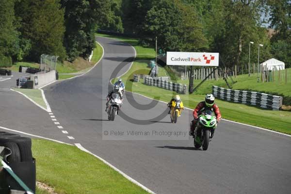 Motorcycle action photographs;Trackday digital images;cadwell;cadwell park photographs;event digital images;eventdigitalimages;motor racing louth lincolnshire;no limits trackday;peter wileman photography;trackday;trackday photos