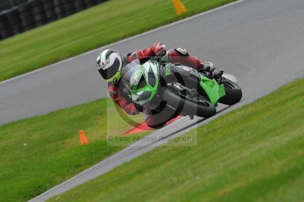 Motorcycle action photographs;Trackday digital images;cadwell;cadwell park photographs;event digital images;eventdigitalimages;motor racing louth lincolnshire;no limits trackday;peter wileman photography;trackday;trackday photos