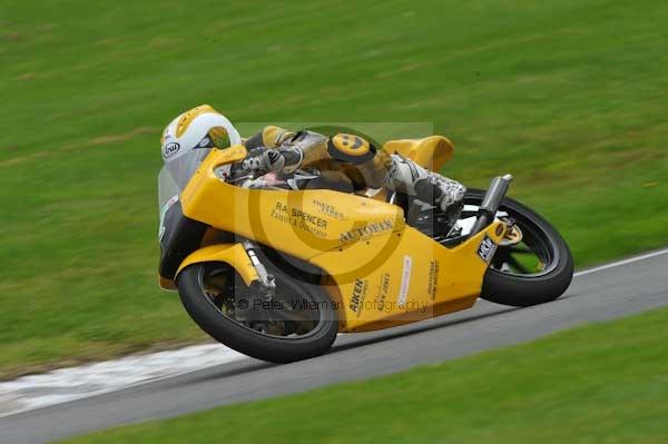 Motorcycle action photographs;Trackday digital images;cadwell;cadwell park photographs;event digital images;eventdigitalimages;motor racing louth lincolnshire;no limits trackday;peter wileman photography;trackday;trackday photos