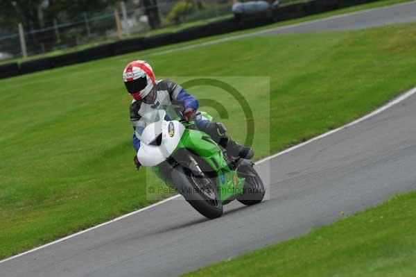 Motorcycle action photographs;Trackday digital images;cadwell;cadwell park photographs;event digital images;eventdigitalimages;motor racing louth lincolnshire;no limits trackday;peter wileman photography;trackday;trackday photos