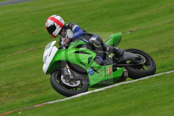 Motorcycle action photographs;Trackday digital images;cadwell;cadwell park photographs;event digital images;eventdigitalimages;motor racing louth lincolnshire;no limits trackday;peter wileman photography;trackday;trackday photos