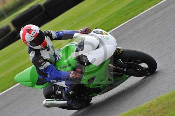 Motorcycle action photographs;Trackday digital images;cadwell;cadwell park photographs;event digital images;eventdigitalimages;motor racing louth lincolnshire;no limits trackday;peter wileman photography;trackday;trackday photos