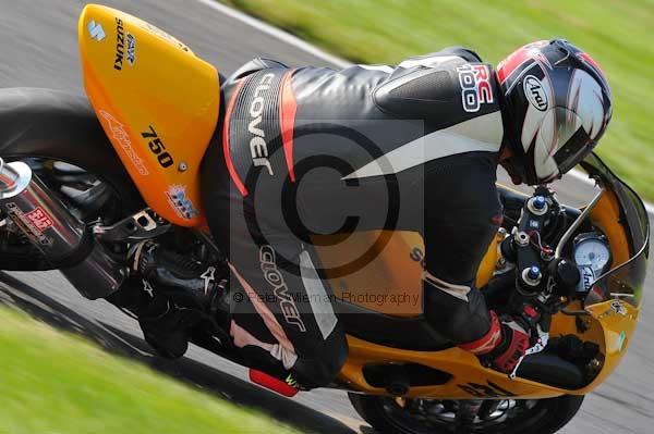 Motorcycle action photographs;Trackday digital images;cadwell;cadwell park photographs;event digital images;eventdigitalimages;motor racing louth lincolnshire;no limits trackday;peter wileman photography;trackday;trackday photos