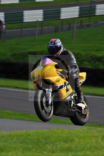 Motorcycle action photographs;Trackday digital images;cadwell;cadwell park photographs;event digital images;eventdigitalimages;motor racing louth lincolnshire;no limits trackday;peter wileman photography;trackday;trackday photos