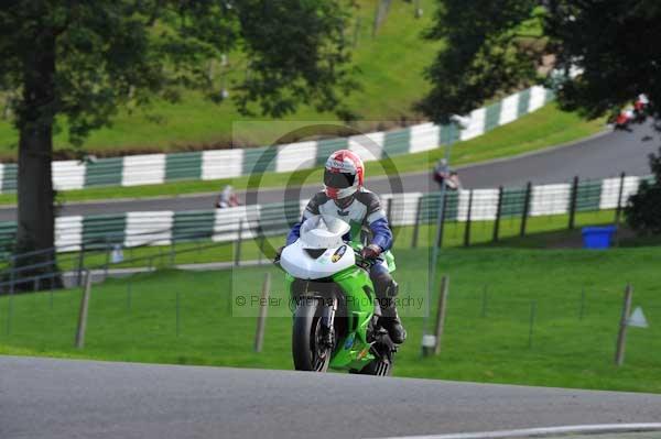 Motorcycle action photographs;Trackday digital images;cadwell;cadwell park photographs;event digital images;eventdigitalimages;motor racing louth lincolnshire;no limits trackday;peter wileman photography;trackday;trackday photos