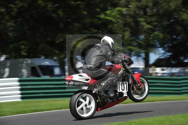 Motorcycle action photographs;Trackday digital images;cadwell;cadwell park photographs;event digital images;eventdigitalimages;motor racing louth lincolnshire;no limits trackday;peter wileman photography;trackday;trackday photos