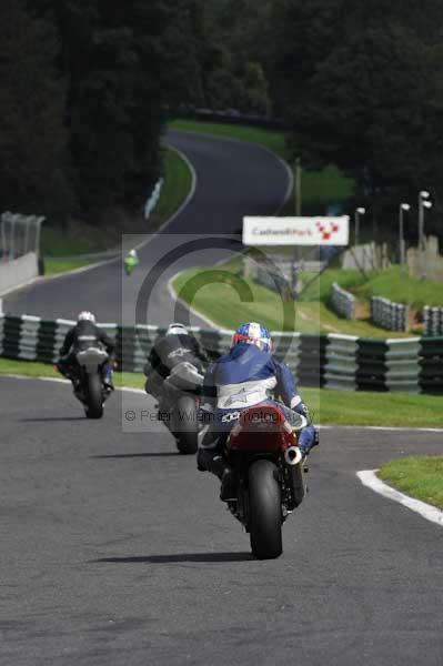 Motorcycle action photographs;Trackday digital images;cadwell;cadwell park photographs;event digital images;eventdigitalimages;motor racing louth lincolnshire;no limits trackday;peter wileman photography;trackday;trackday photos