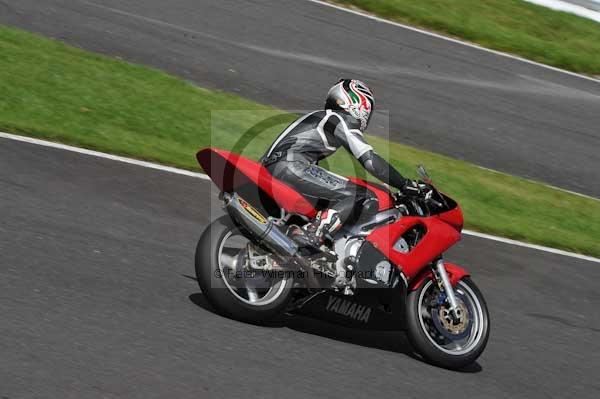 Motorcycle action photographs;Trackday digital images;cadwell;cadwell park photographs;event digital images;eventdigitalimages;motor racing louth lincolnshire;no limits trackday;peter wileman photography;trackday;trackday photos