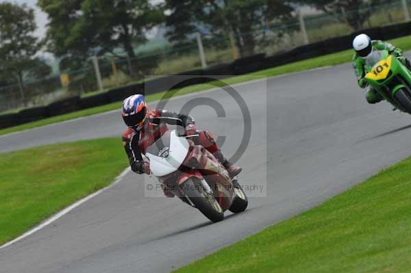 Motorcycle action photographs;Trackday digital images;cadwell;cadwell park photographs;event digital images;eventdigitalimages;motor racing louth lincolnshire;no limits trackday;peter wileman photography;trackday;trackday photos