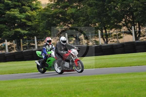 Motorcycle action photographs;Trackday digital images;cadwell;cadwell park photographs;event digital images;eventdigitalimages;motor racing louth lincolnshire;no limits trackday;peter wileman photography;trackday;trackday photos