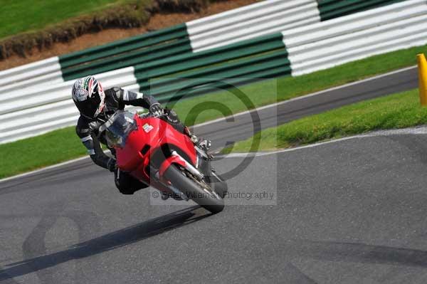 Motorcycle action photographs;Trackday digital images;cadwell;cadwell park photographs;event digital images;eventdigitalimages;motor racing louth lincolnshire;no limits trackday;peter wileman photography;trackday;trackday photos