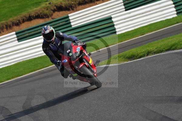 Motorcycle action photographs;Trackday digital images;cadwell;cadwell park photographs;event digital images;eventdigitalimages;motor racing louth lincolnshire;no limits trackday;peter wileman photography;trackday;trackday photos